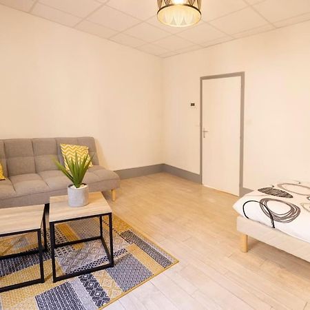 L'Urbain B - Tout Equipe - Centre-Ville Gare モンリュソン エクステリア 写真